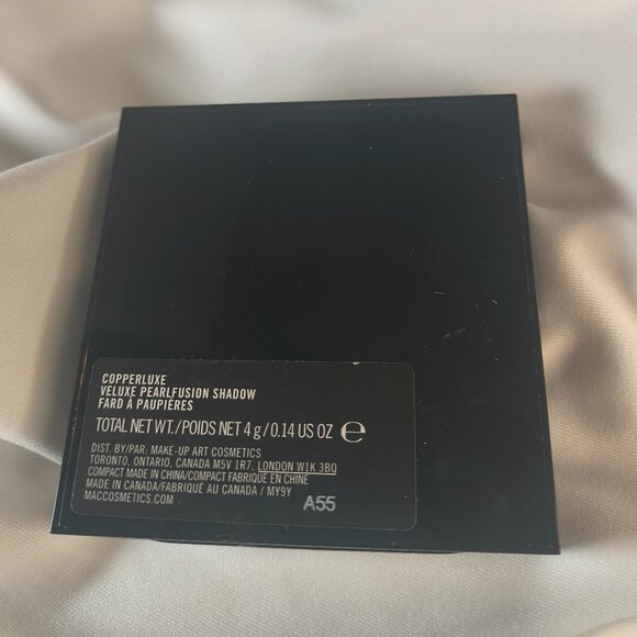 MAC Makeup Copperluxe eyeshadow 4g - Picture 3 of 3